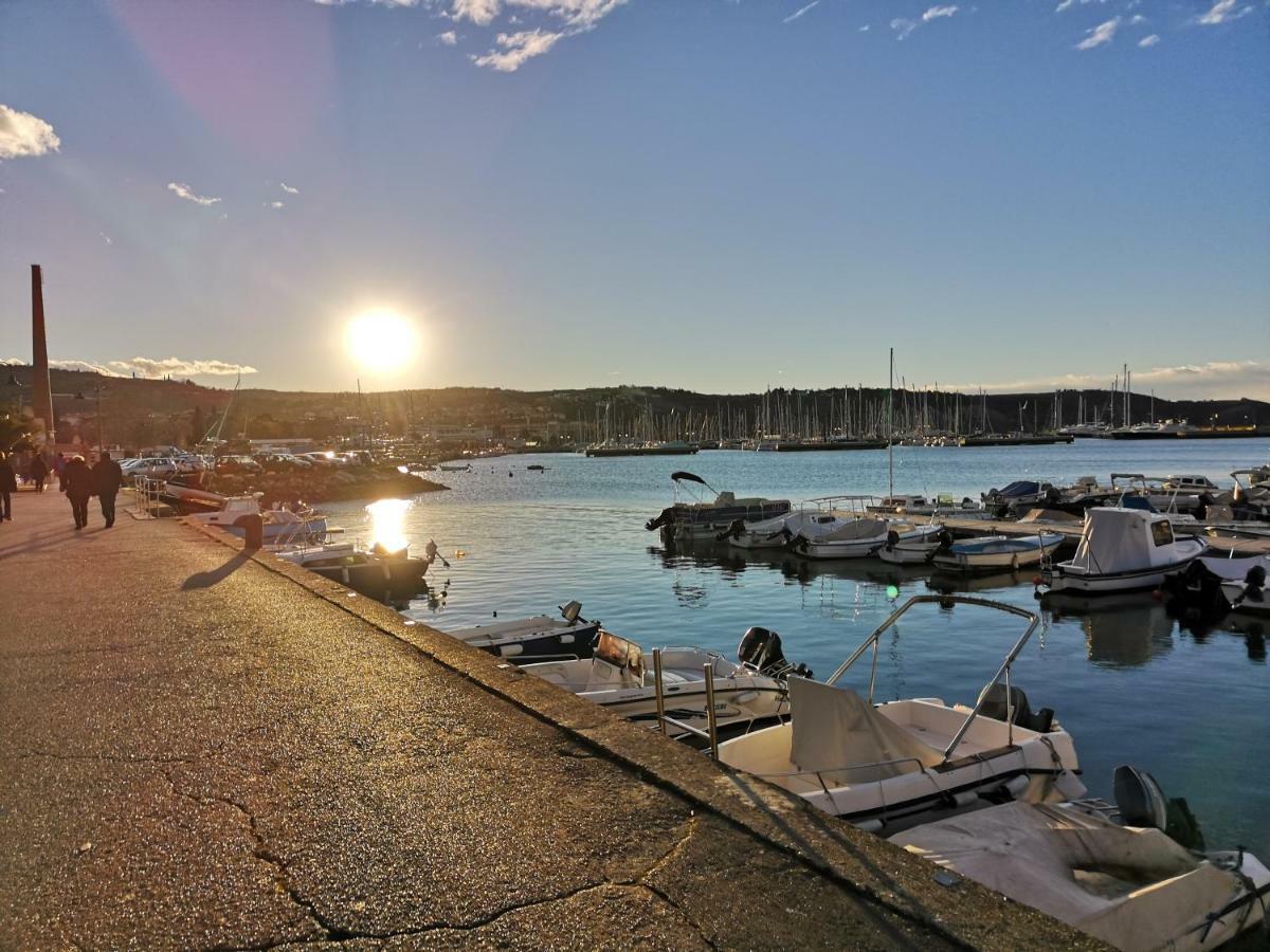 North To South Apartments Izola Exterior foto